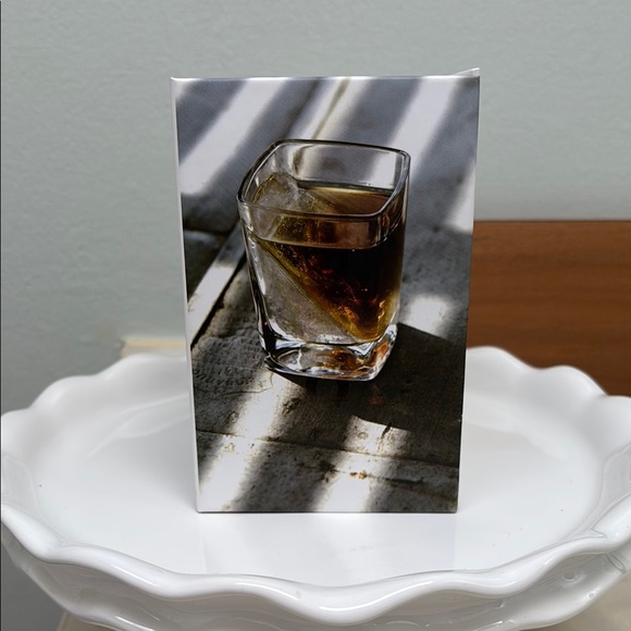 Crate & Barrel x Corkcicle Whiskey Wedge Glass new in box - Picture 4 of 6
